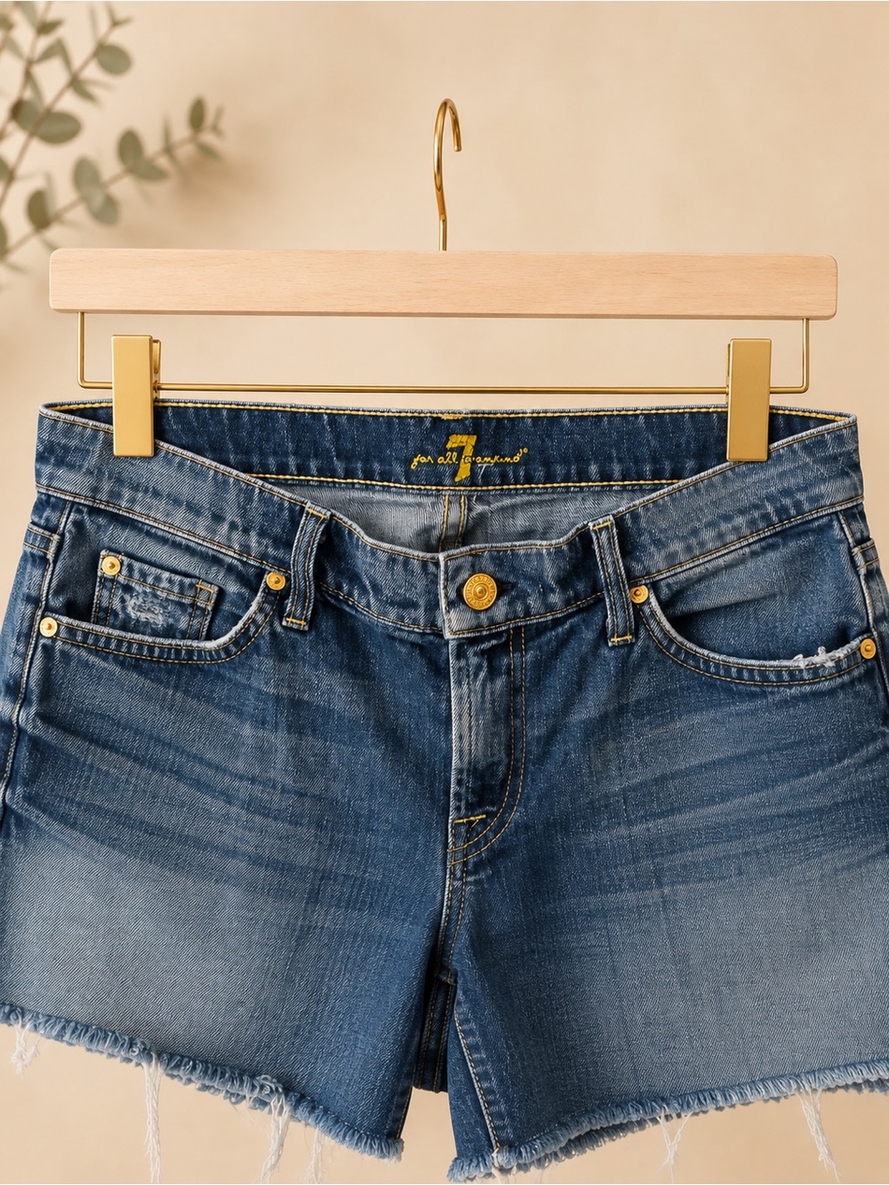 7 For All Mankind Distressed Frayed Hem Jean Shorts-✨✨